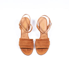 Lade das Bild in den Galerie-Viewer, Aruci - Sandalen
