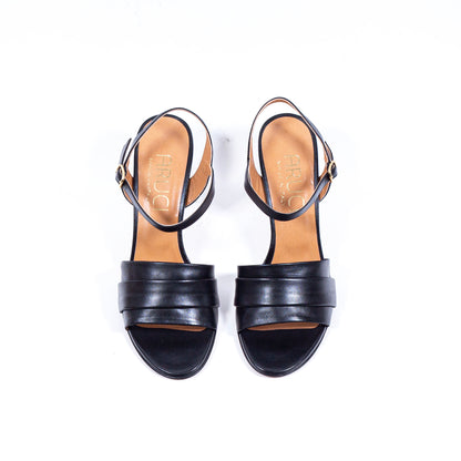 Aruci - Sandalen