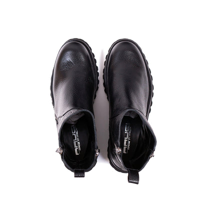 Aruci - Boot