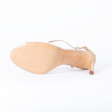 Lade das Bild in den Galerie-Viewer, Aruci - Sandalen
