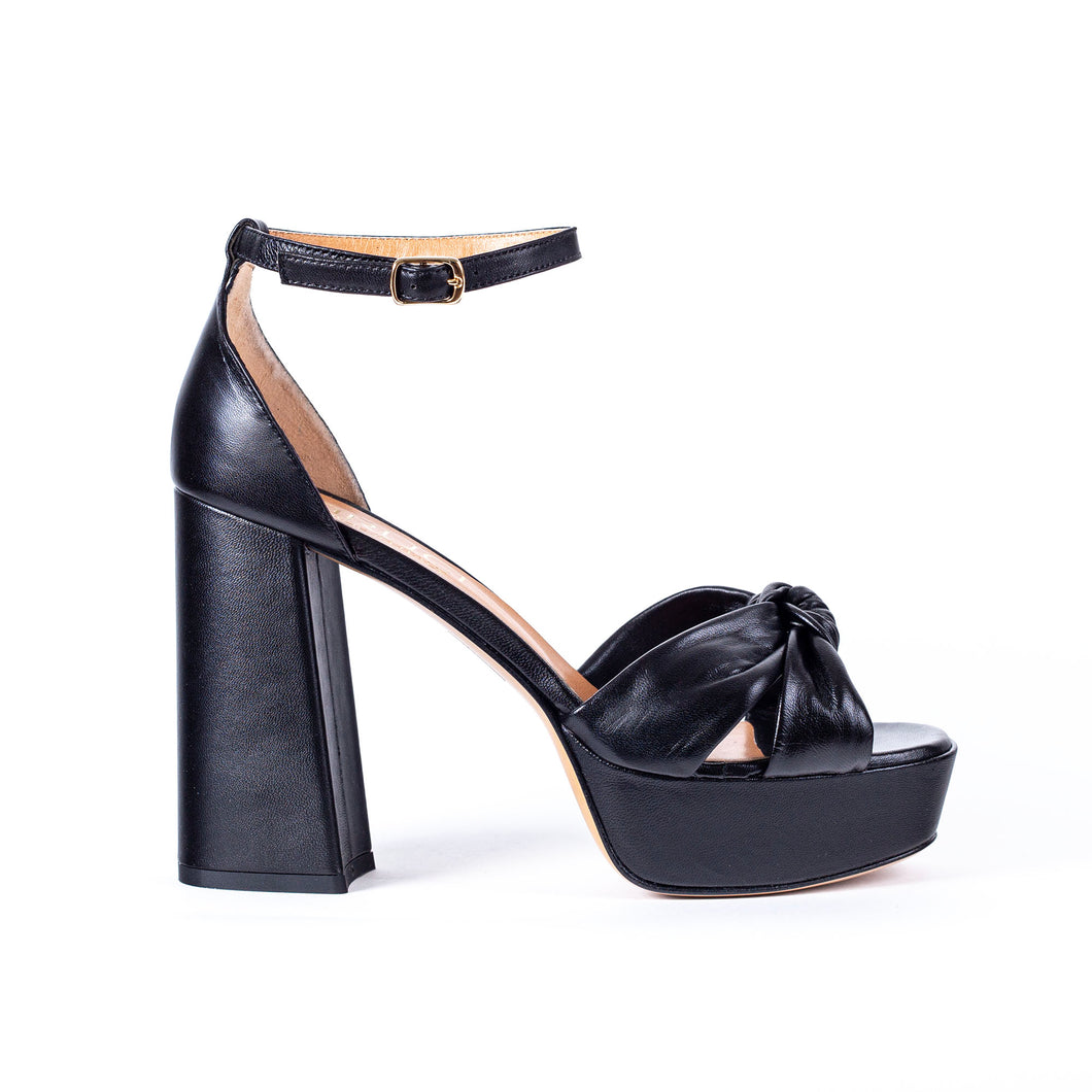 Aruci - Sandalen