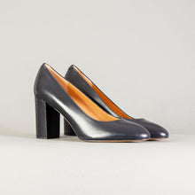 Lade das Bild in den Galerie-Viewer, Aruci - Pumps
