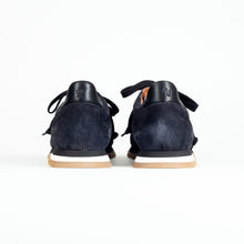 Lade das Bild in den Galerie-Viewer, Elia Maurizi - Sneaker
