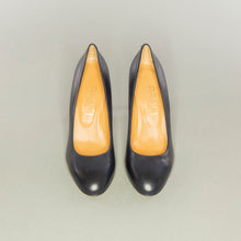 Lade das Bild in den Galerie-Viewer, Aruci - Pumps
