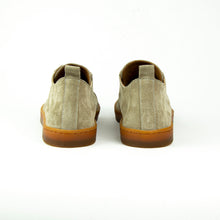 Lade das Bild in den Galerie-Viewer, OPERA v. Antonio Maurizi - Sneaker
