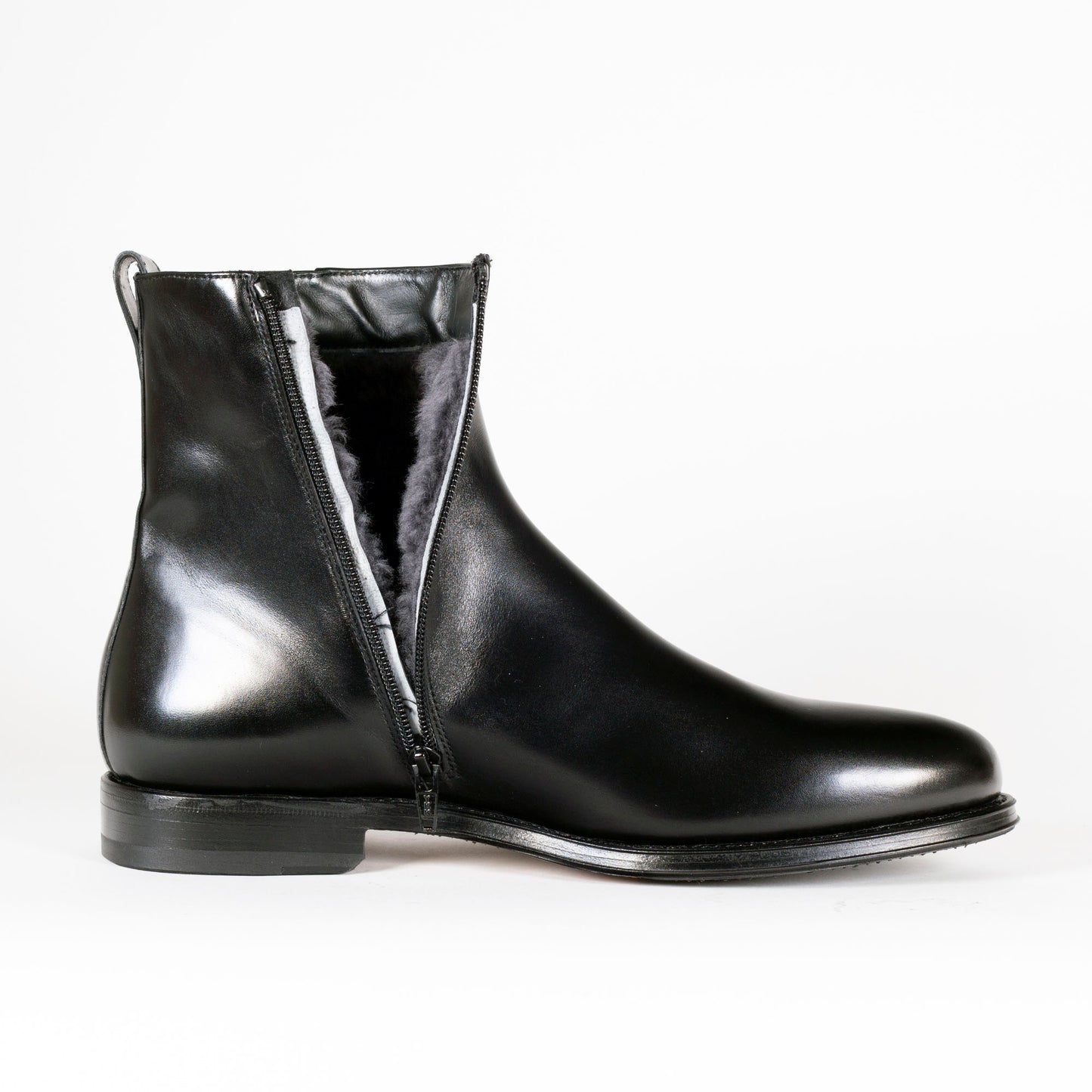 Aruci - Boot (Lammfell)