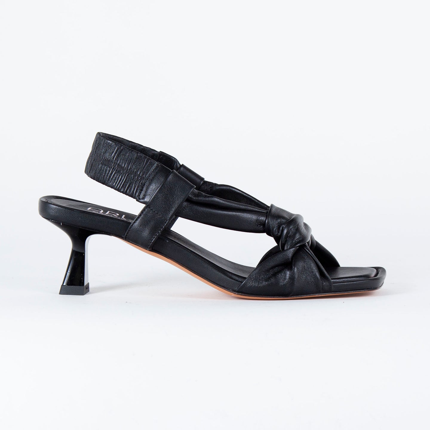 Aruci - Sandalen