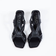 Lade das Bild in den Galerie-Viewer, Aruci - Sandalen
